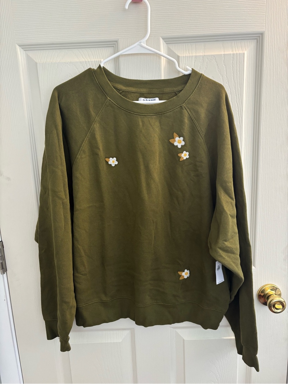 Old Navy Olive Green Floral-Embroidered Crewneck Sweatshirt NWT